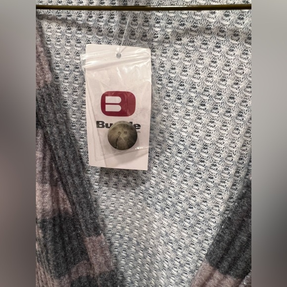 NWT Daytrip Camo Button Up Cardigan - Picture 5 of 7